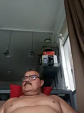 Webkamerová show Misterymem63