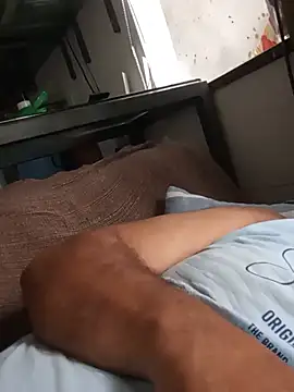 Misterymem63 Show in webcam