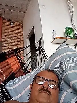 Webkamerová show Misterymem63
