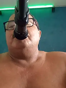 Misterymem63's Webcam Show