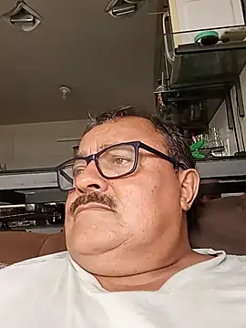 Misterymem63 Webcam show