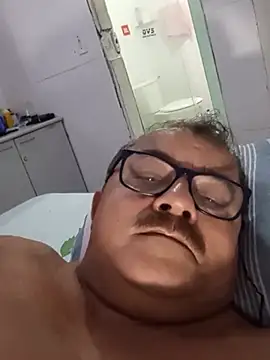 Show de Misterymem63 na webcam