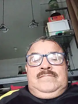 Misterymem63's Webcam Show
