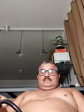 Show de Misterymem63 na webcam