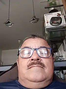 Misterymem63 webkamerás műsora