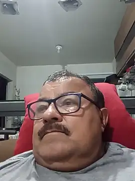 Show de Misterymem63 na webcam