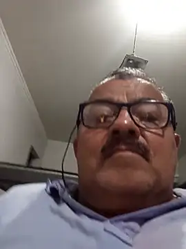 Show de Misterymem63 na webcam