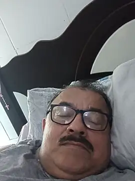 Misterymem63 webkamerás műsora