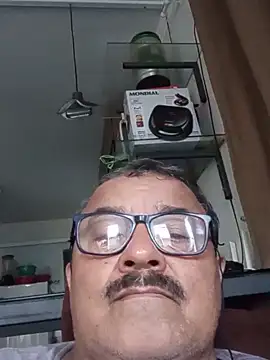 Show de Misterymem63 na webcam