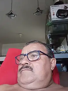 Misterymem63's Webcam Show