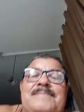 Show de Misterymem63 na webcam