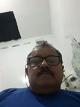 Misterymem63's Webcam Show