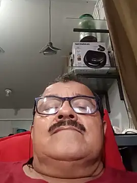 Misterymem63 webkamerás műsora