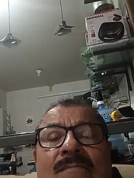 Webkamerová show Misterymem63