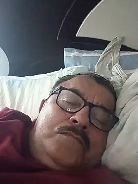 Show de Misterymem63 na webcam