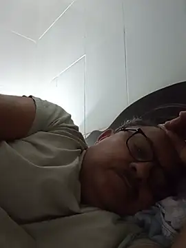 Misterymem63 webkamerás műsora