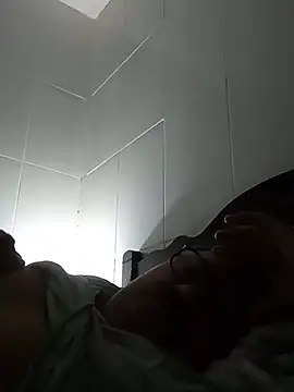 Misterymem63's Webcam Show