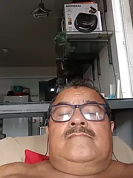 Show de Misterymem63 na webcam