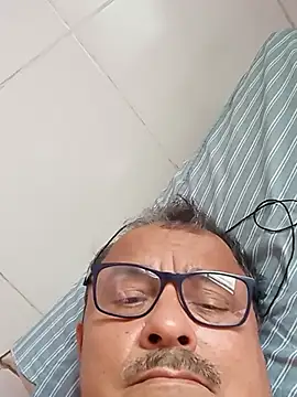 Misterymem63 webkamerás műsora