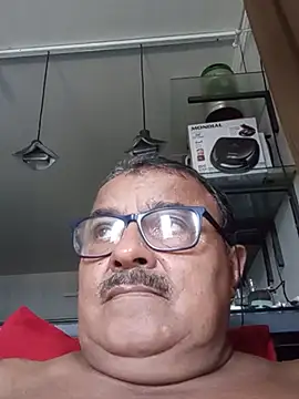 Show de Misterymem63 na webcam