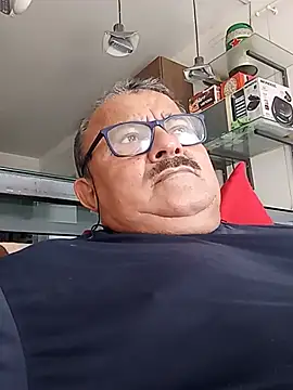 Misterymem63 webkamerás műsora