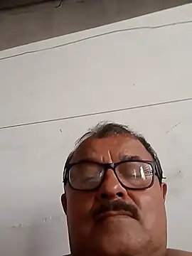 Misterymem63's Webcam Show