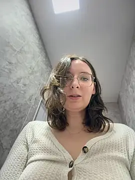 The_Snowwhitee's Webcam Show