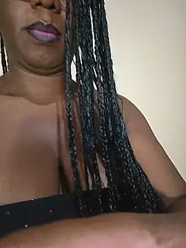 Онлайн чат XXX sexypatty11