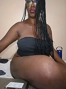 Онлайн чат XXX sexypatty11