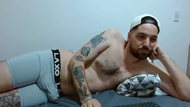 jmmy_cb: διαδικτυακό σόου στην κάμερα
