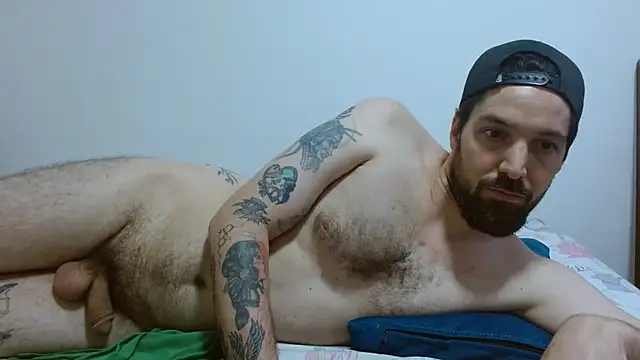 jmmy_cb Show in webcam