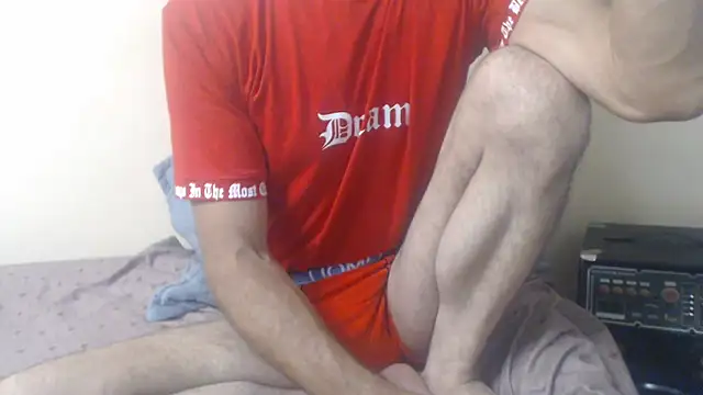הופעת וובקאם של yvesstorm1