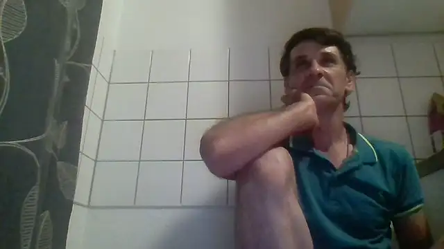 yvesstorm1 Show Webcam
