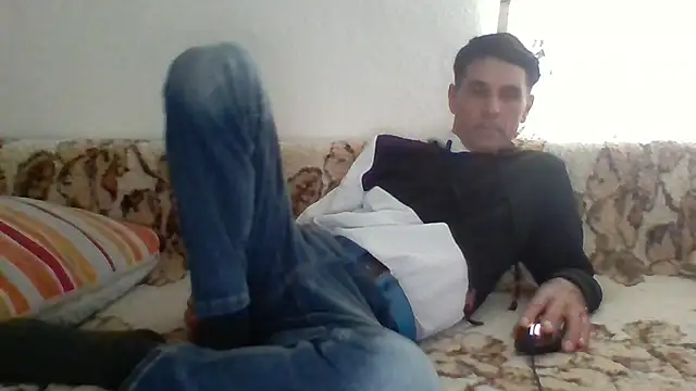 yvesstorm1 Webcam show