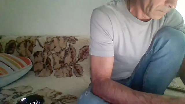 yvesstorm1 Pertunjukan Webcam