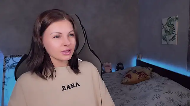 XXX chat uživo modela Alaska_ya