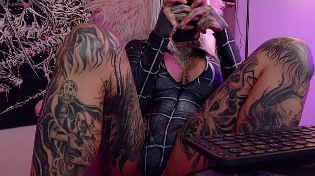 antoniaacxx Adlı Modelin Web Kamerası Şovu