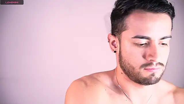 Chat +18 de aydan_hw ao vivo