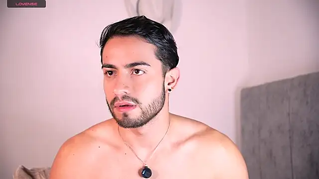 הופעת וובקאם של aydan_hw