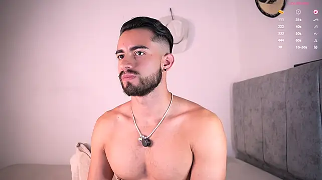 Pokazy przed kamerką – aydan_hw