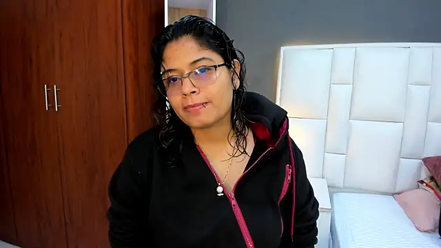 yeral2017's Live XXX Chat