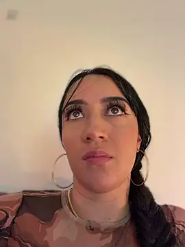 EmmyEvans1's Live XXX Chat