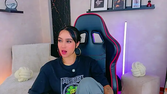 EmmyEvans1 现场XXX聊天