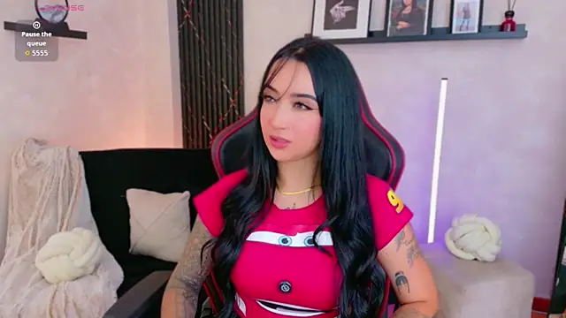 EmmyEvans1 Live XXX-chat