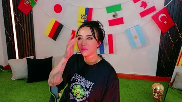 EmmyEvans1 – Naživo XXX chat