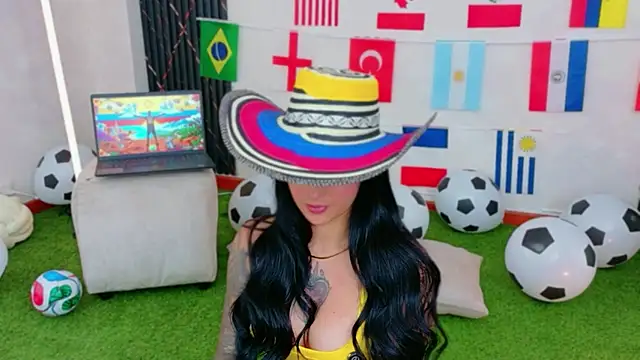 Chat +18 de EmmyEvans1 ao vivo