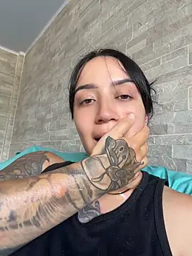 EmmyEvans1 라이브 XXX 채팅