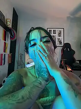 EmmyEvans1 라이브 XXX 채팅