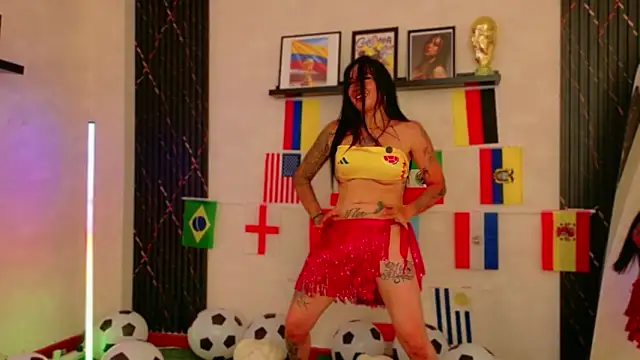 دردشة EmmyEvans1 الجنسية المباشرة