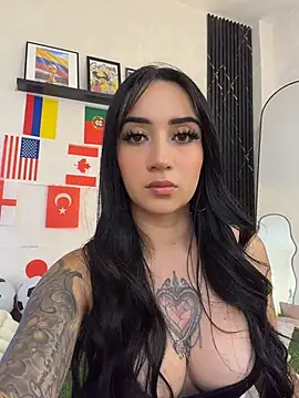 Chat +18 de EmmyEvans1 ao vivo